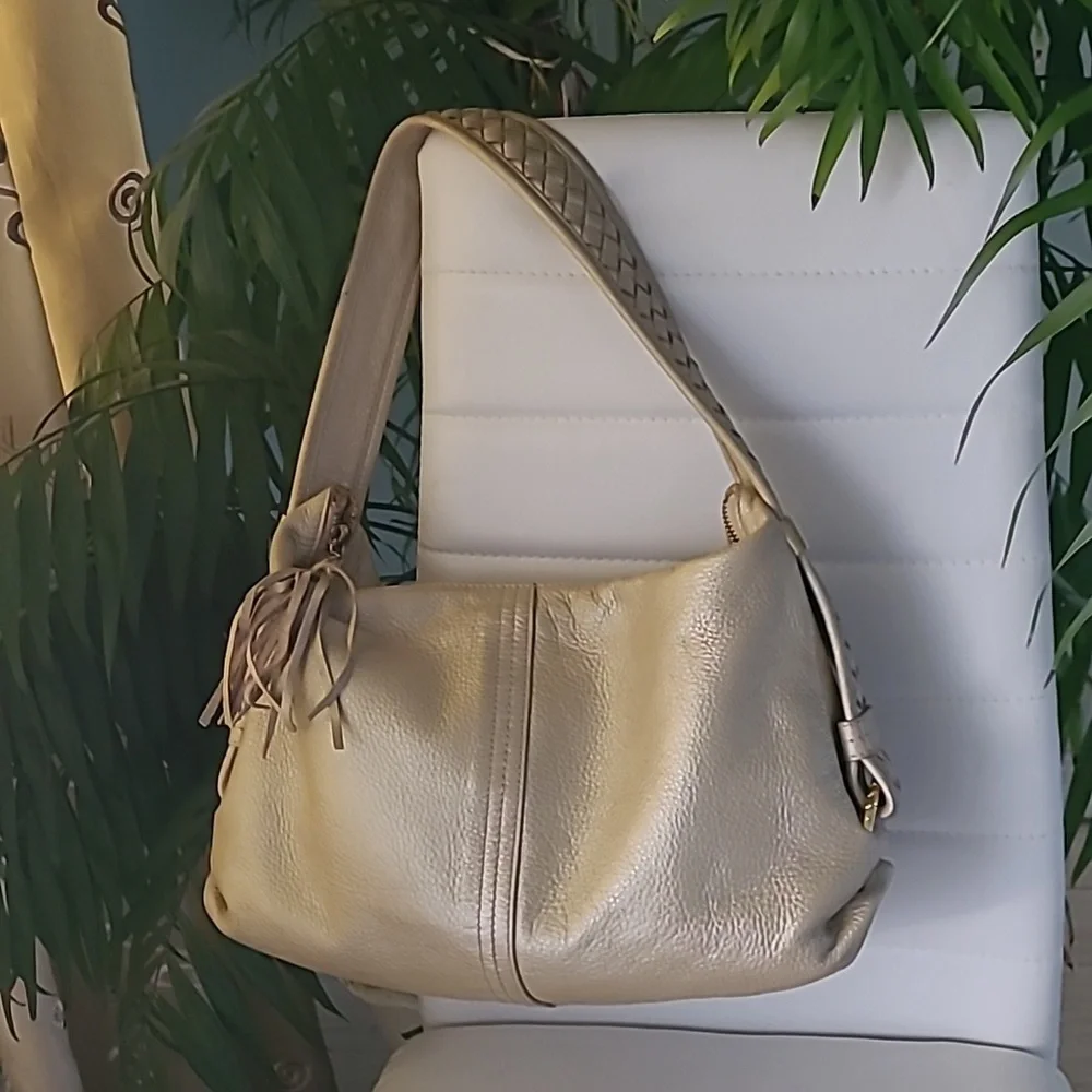 Elliott Lucca Leather Hobo Bag ❤️